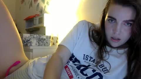 Snapshot of hoteffy chatting on September 2025 07:43:01 AM effy online show from September 2025 07:43:01 AM