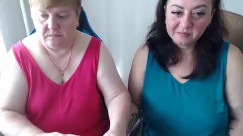 Snapshot of hotfiremommy chatting on October 2025 07:28:02 AM LimonkaFire online show from October 2025 07:28:02 AM