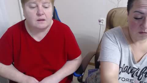 Snapshot of hotfiremommy chatting on October 2025 05:23:02 PM LimonkaFire online show from October 2025 05:23:02 PM