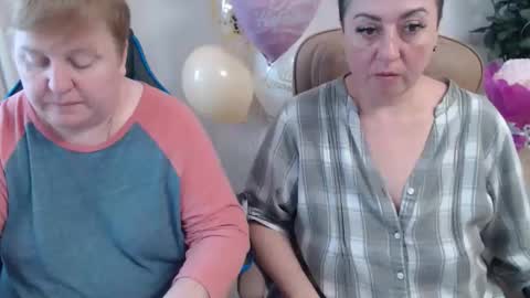 Snapshot of hotfiremommy chatting on October 2025 01:11:01 PM LimonkaFire online show from October 2025 01:11:01 PM