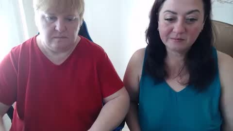 Snapshot of hotfiremommy chatting on October 2025 08:04:02 AM LimonkaFire online show from October 2025 08:04:02 AM
