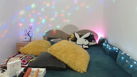 Snapshot of hotgirlkarina chatting on November 2025 05:06:01 AM hotgirlkarina online show from November 2025 05:06:01 AM