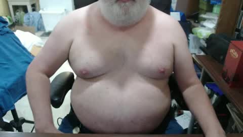 Snapshot of hotgrandpa594u chatting on October 2025 05:32:02 PM hotgrandpa594u online show from October 2025 05:32:02 PM