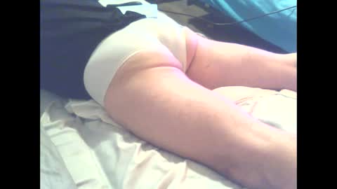 hotguynpanties online show from September 2025 09:01:01 AM