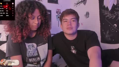 Snapshot of hothoneychile chatting on December 2024 04:27:02 AM Sam and Nico online show from December 2024 04:27:02 AM