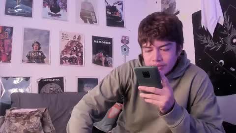 Snapshot of hothoneychile chatting on February 2025 12:30:02 AM Sam and Nico online show from February 2025 12:30:02 AM
