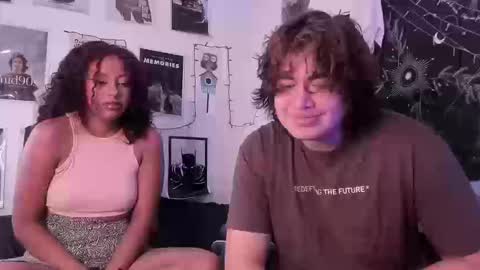 Snapshot of hothoneychile chatting on September 2025 03:24:01 PM Sam and Nico online show from September 2025 03:24:01 PM