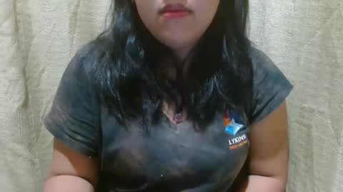 hotiemorenagurl18 online show from October 2025 08:37:01 AM