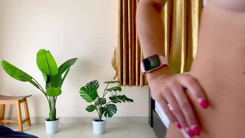 Kate  stream  1200 pm -800 pm UTC 7 online show from December 2024 07:47:02 AM