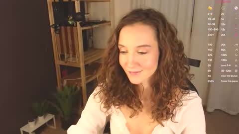 Snapshot of hotlaracroft chatting on September 2025 03:06:01 PM Allison online show from September 2025 03:06:01 PM