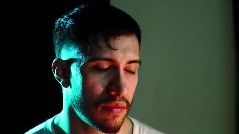 Hotlatinking online show from October 2025 10:54:02 PM