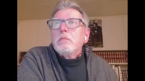 Snapshot of hotlux_54 chatting on February 2025 06:31:02 PM hotlux_54 online show from February 2025 06:31:02 PM
