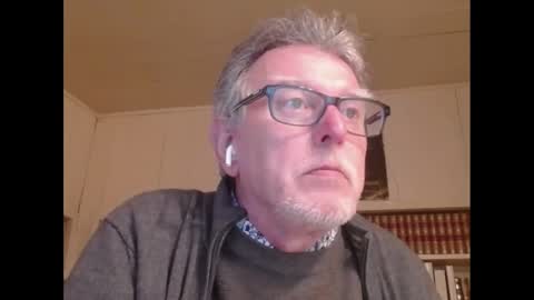 Snapshot of hotlux_54 chatting on February 2025 12:41:01 AM hotlux_54 online show from February 2025 12:41:01 AM