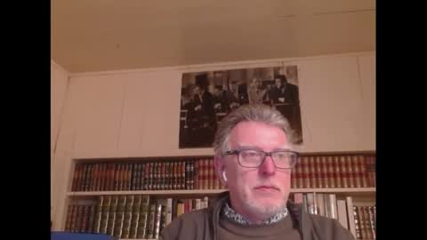Snapshot of hotlux_54 chatting on February 2025 10:39:02 PM hotlux_54 online show from February 2025 10:39:02 PM