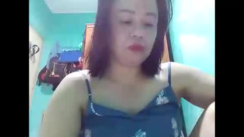 Snapshot of hotmama2325 chatting on October 2025 09:28:02 PM JOY online show from October 2025 09:28:02 PM