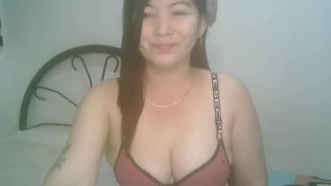 Snapshot of hotmamajen4u chatting on October 2025 12:05:02 AM hotmamajen4u online show from October 2025 12:05:02 AM
