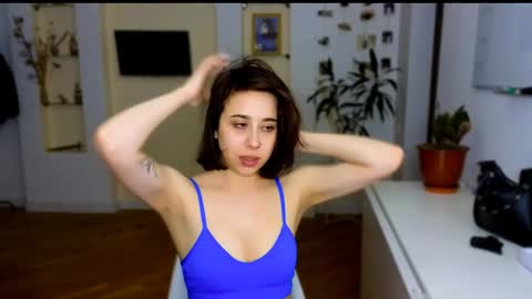 hotmariella online show from January 2025 10:02:01 PM