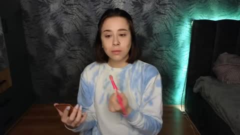 hotmariella online show from January 2025 01:28:02 AM