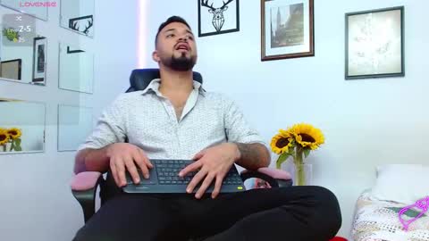 mathew online show from February 2025 11:48:01 PM