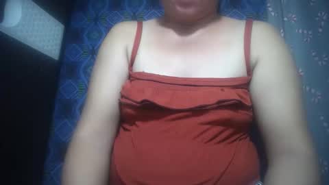 Snapshot of hotmatureladyxxx chatting on November 2025 02:24:02 AM hotmatureladyxxx online show from November 2025 02:24:02 AM