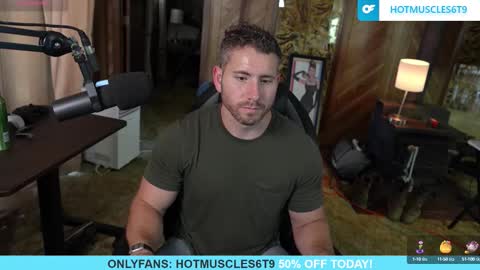 hotmuscles6t9 online show from October 2025 08:20:01 PM