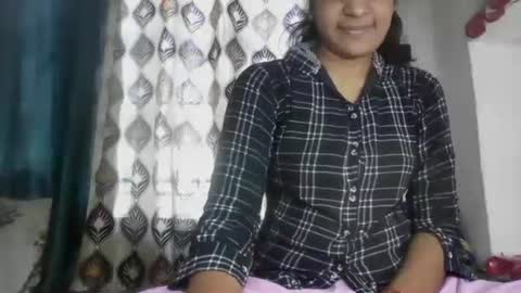 lola online show from December 2024 07:39:02 AM