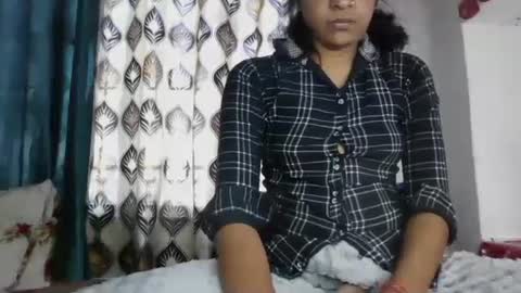 lola online show from December 2024 07:31:01 AM