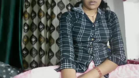 lola online show from December 2024 02:49:02 PM