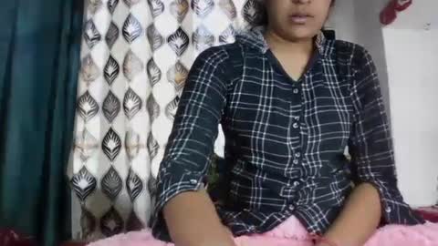 lola online show from December 2024 07:46:01 AM