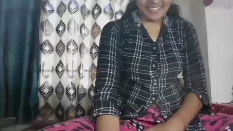 lola online show from December 2024 08:39:02 AM