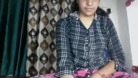 lola online show from December 2024 01:30:02 PM