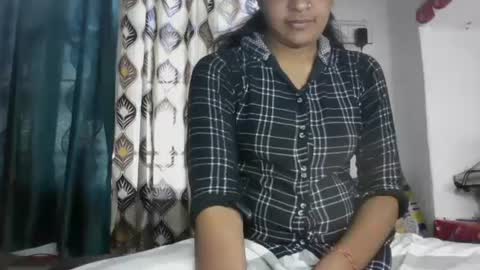 lola online show from January 2025 10:11:01 AM