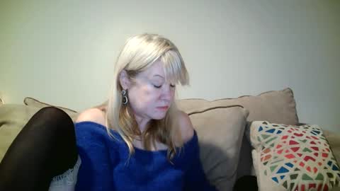 hotpepperose online show from December 2024 05:49:01 AM