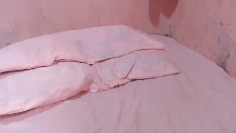 hotpink4u04 online show from January 2025 03:36:02 AM