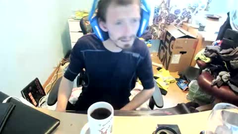 Snapshot of hotsummer1996 chatting on November 2025 10:43:02 AM hot online show from November 2025 10:43:02 AM