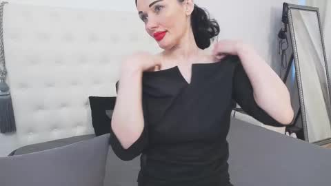 alina online show from March 2025 11:17:01 AM