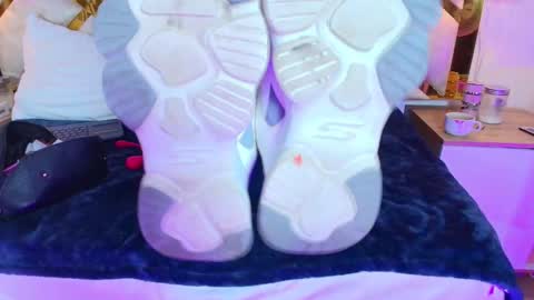 Natalie  online show from October 2025 11:20:02 AM