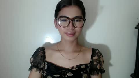 Snapshot of hottestdella69 chatting on October 2025 09:32:02 AM hottestdella69 online show from October 2025 09:32:02 AM