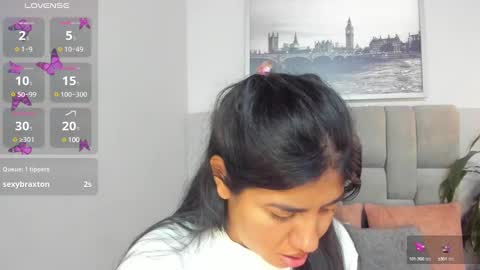 Snapshot of hottie_mine_ chatting on January 2025 07:21:01 PM 2pm - 9pm GMT-5 online show from January 2025 07:21:01 PM