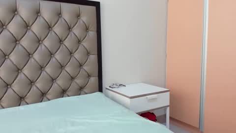 Snapshot of hottiepinay21 chatting on October 2025 12:33:01 AM Jane online show from October 2025 12:33:01 AM