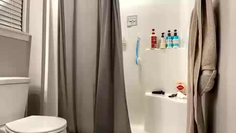 hottiewithabody101 online show from October 2025 08:30:02 PM