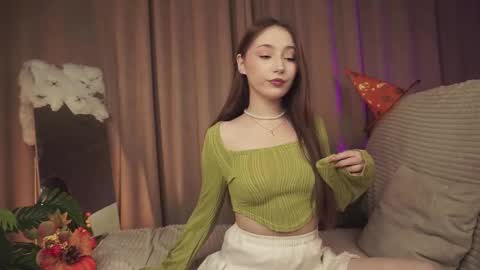 hottpeachh online show from October 2025 04:19:02 PM