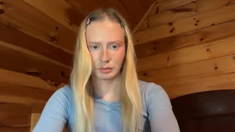 Snapshot of hottransgirlie chatting on January 2025 01:32:01 PM HotTransGirlie online show from January 2025 01:32:01 PM