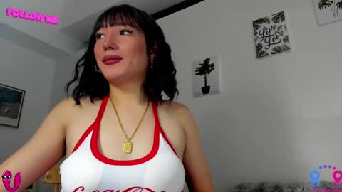 crishinahotty online show from March 2025 10:16:01 PM