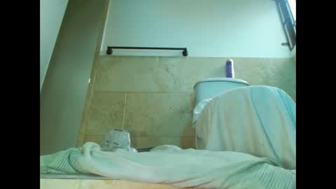 Mary online show from October 2025 07:00:01 PM