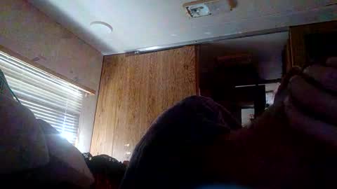 houndmefromhell online show from September 2025 06:07:01 PM