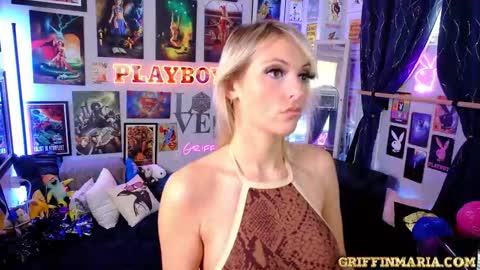 Snapshot of house_of_g1 chatting on November 2025 11:21:02 PM G online show from November 2025 11:21:02 PM