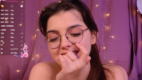 Diane online show from February 2025 10:12:01 PM