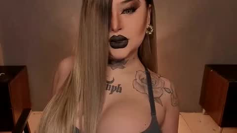 Snapshot of hubadera chatting on October 2025 12:32:01 AM hubadera online show from October 2025 12:32:01 AM