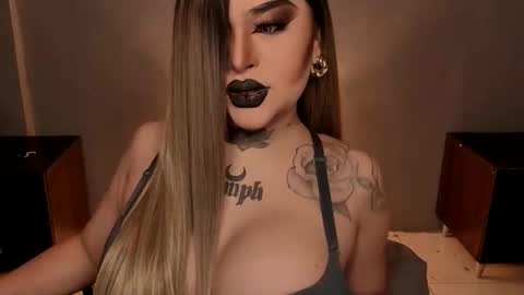 Snapshot of hubadera chatting on October 2025 01:06:02 AM hubadera online show from October 2025 01:06:02 AM